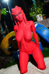 Asari, poupée sexuelle rouge au look extraterrestre