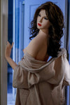 Lara - Sex doll rétro au look de pin-up envoûtante