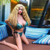 Olivia, sex doll aux cheveux longs blonds bouclés