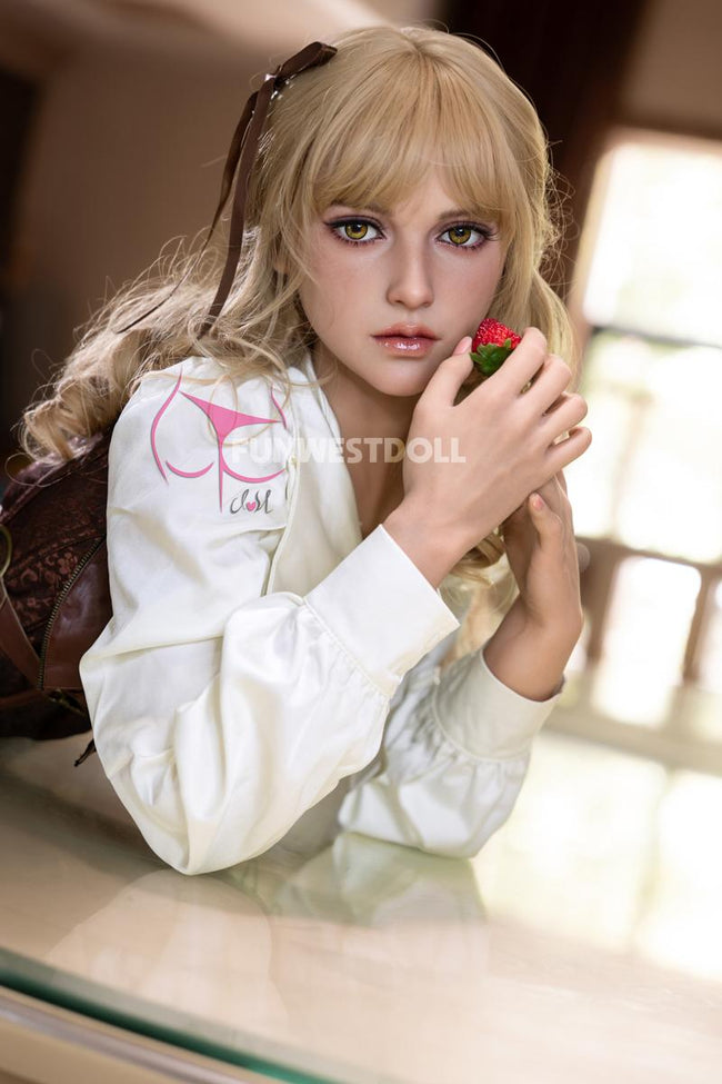 Avelyne