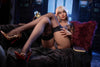 Blaire - Sex doll blonde glamour au charme nocturne
