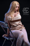 Celestine - Sex doll chic au charme de grande dame