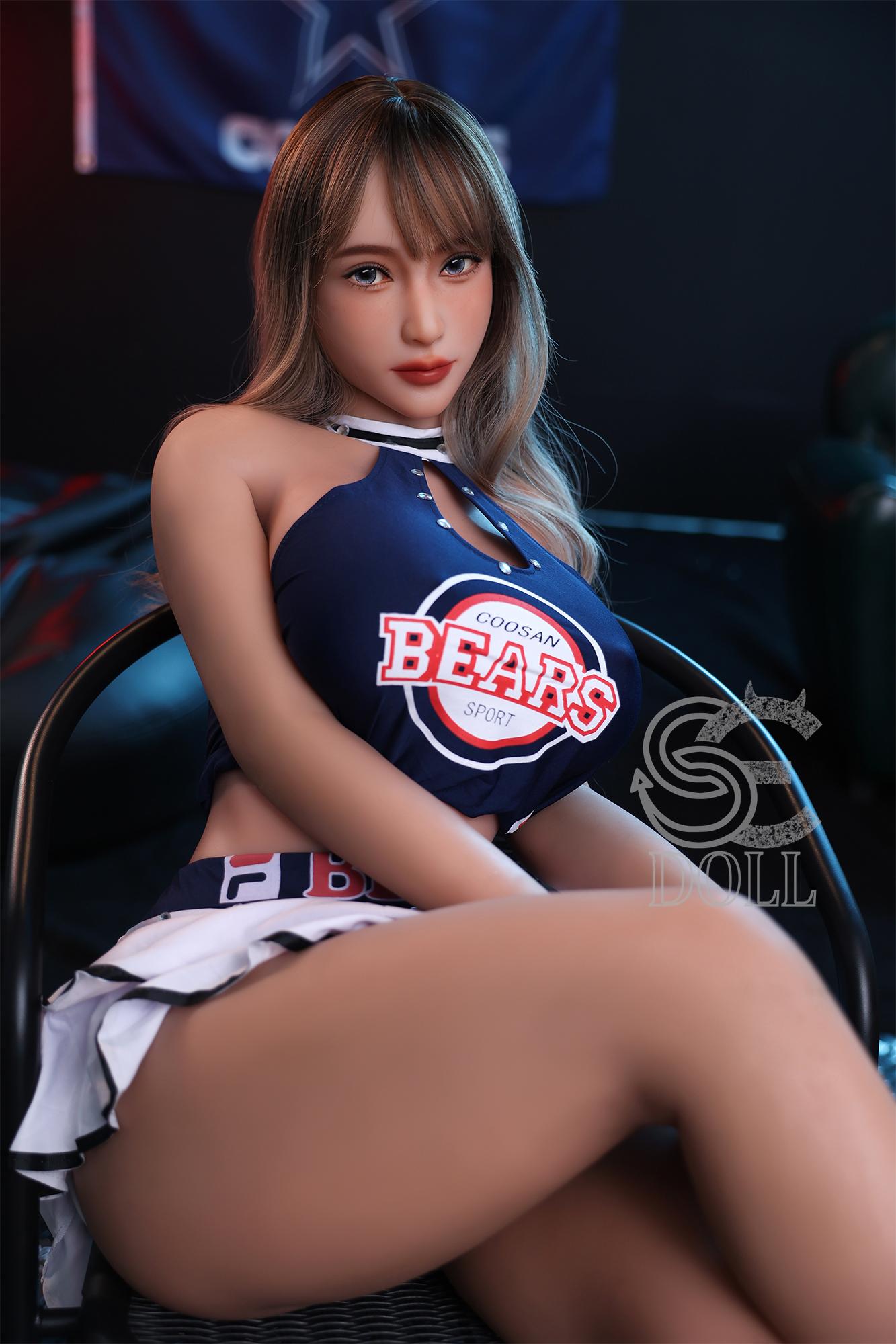 Courtney