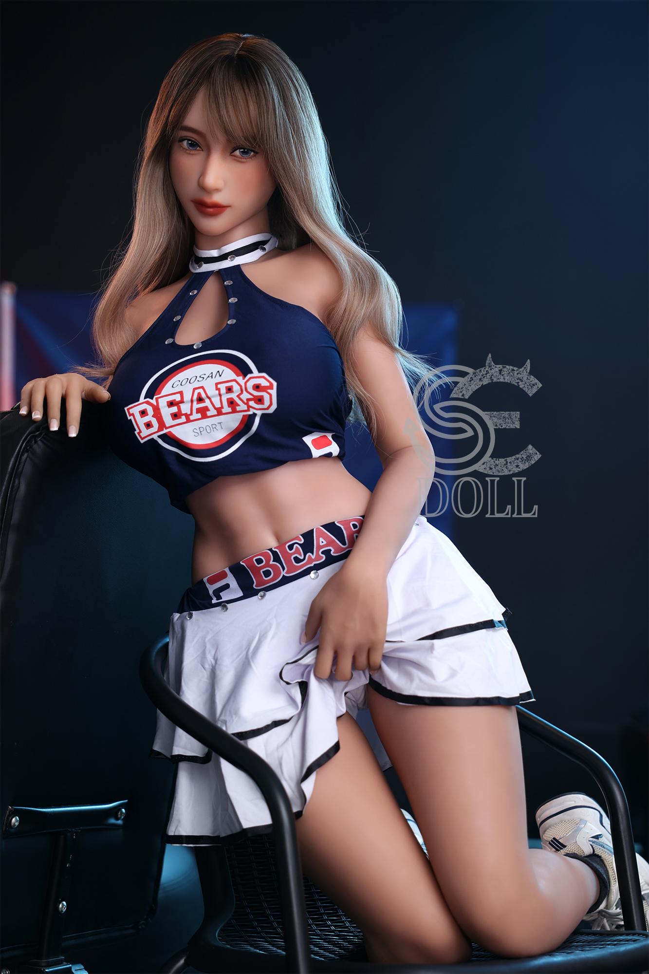 Courtney