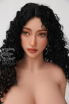 Daniela - Sex doll latino-américaine séduisante