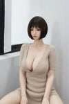Eiko - Sex doll japonaise en silicone à forte poitrine