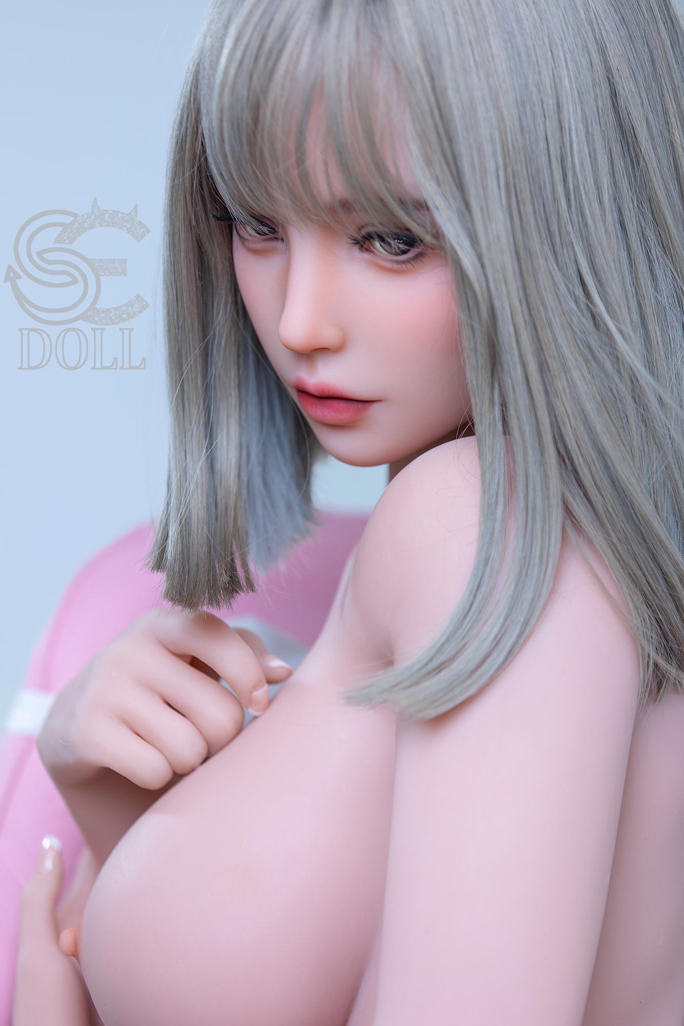 Evie