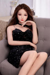 Kiyomi - Sex doll asiatique glamour en robe noire