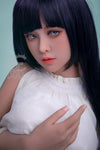 Lucina - Sex doll brune intense aux yeux bleus