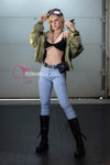 Maddox - Sex doll aviatrice américaine badass