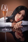 Marisa - Sex doll brune méditerranéenne sensuelle