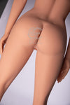 Mariska - Sex doll espionne glamour en robe rouge