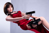 Mariska - Sex doll espionne glamour en robe rouge