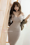 Miyu - Sex doll petite amie japonaise à forte poitrine
