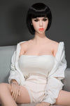 Noira - Sex doll à la peau claire et à forte poitrine
