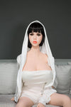 Noira - Sex doll à la peau claire et à forte poitrine