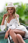 Olyssia - Sex doll style soirée en bord de piscine