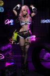 Rixa - Sex doll moderne au style nightclub flashy