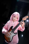 Saki - Sex doll japonaise musicienne rock sensuelle
