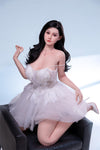 Seina - Sex doll japonaise au style princesse moderne