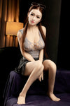 Seyna - Sex doll asiatique fine à forte poitrine