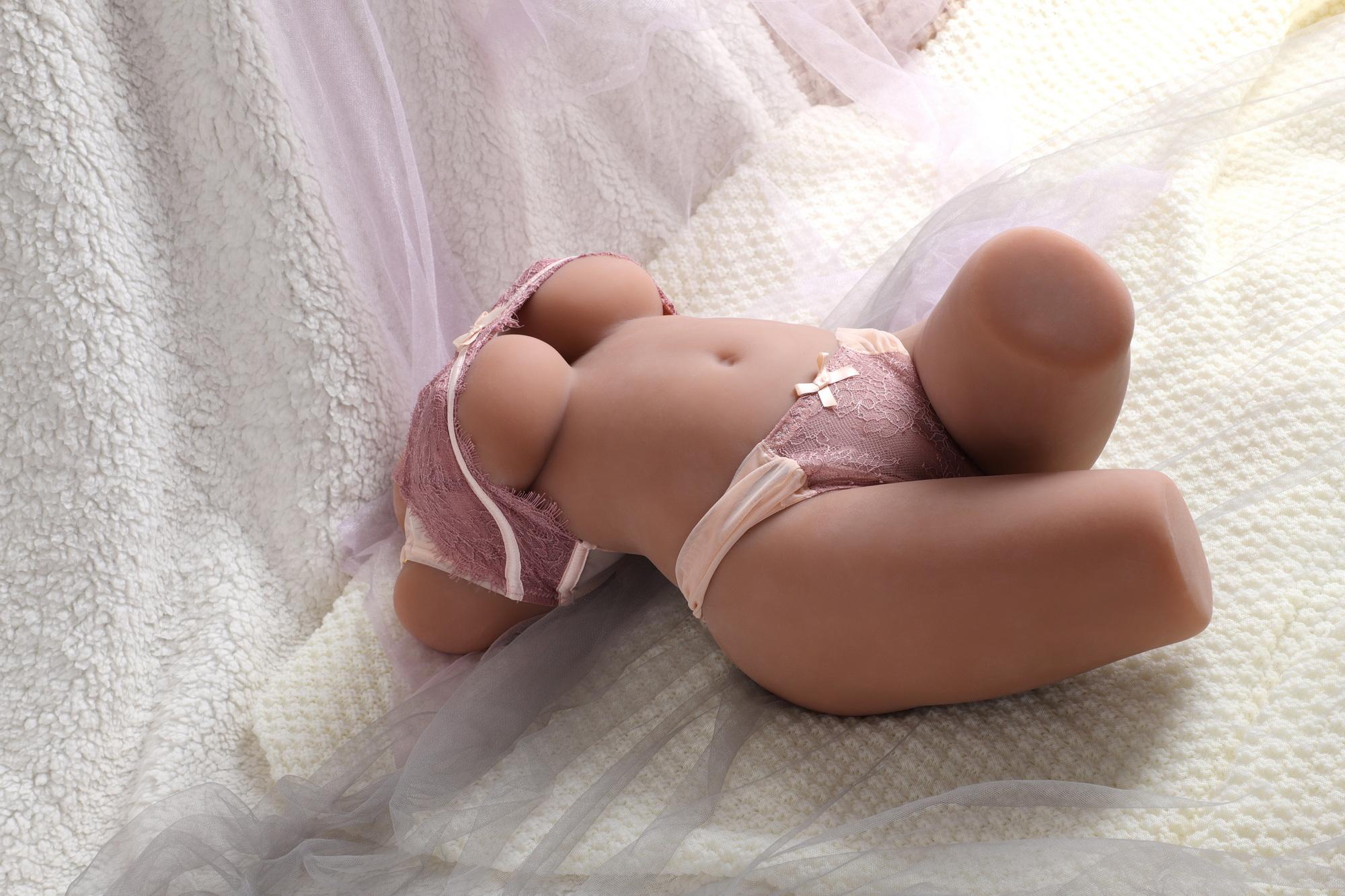 Torse Sexuel Féminin Bronzé