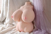 Torse Sexuel Femme avec Poitrine XXL