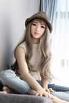 Yorie - Sex doll asiatique aux cheveux cendrés