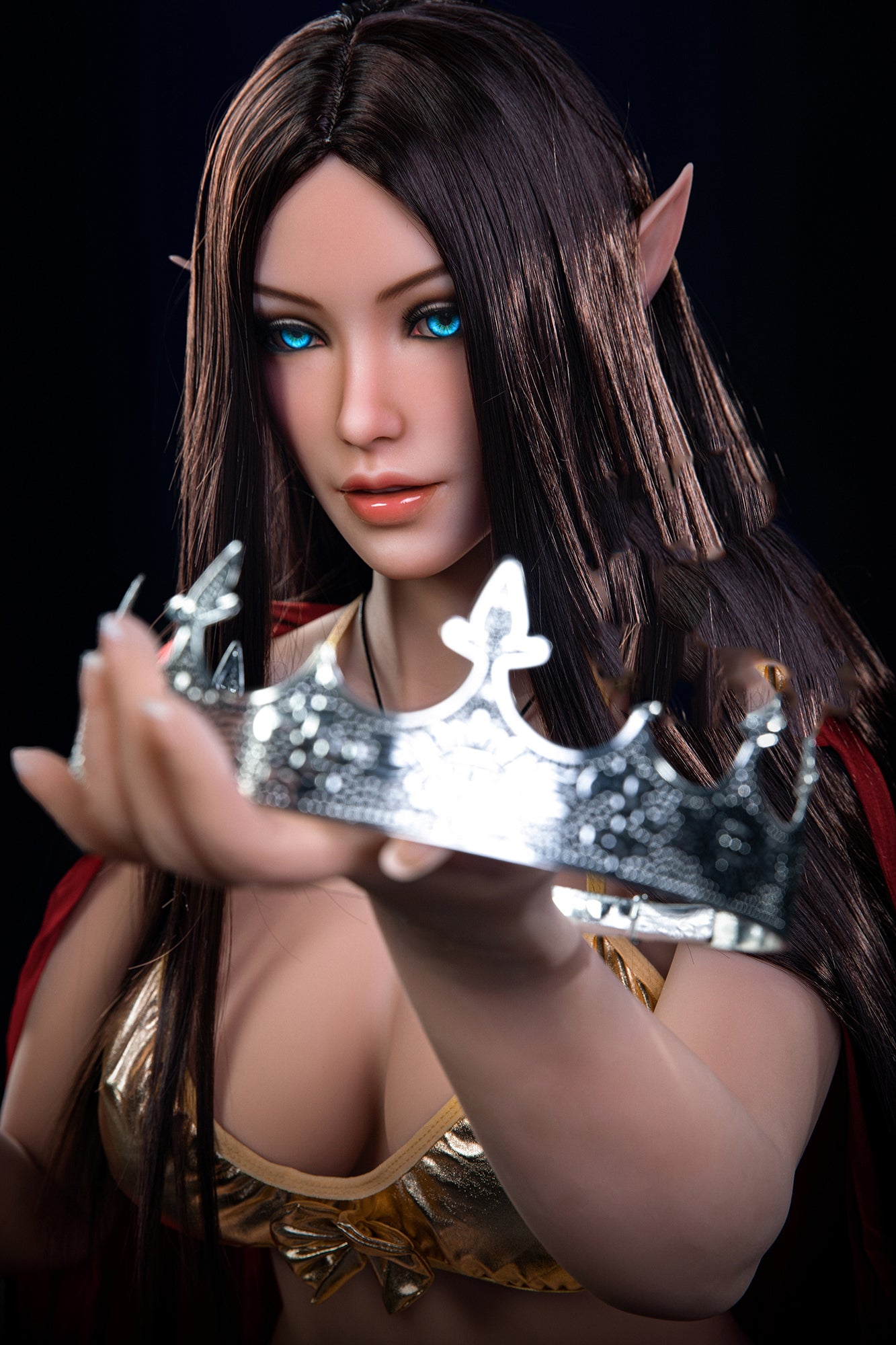 Sex Doll Adoptez “la Reine elfe Earwen” !  donne la couronne