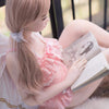 Adriana - Jeune Sex Doll asiatique timide